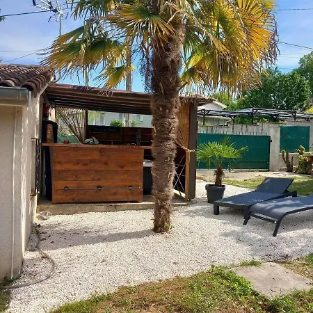 Maison Avec Jaccuzi Privatif Apartamento *