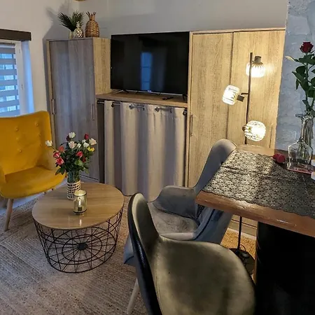 Maison Avec Jaccuzi Privatif Apartamento *